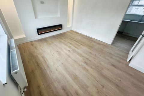 5 Argoed Avenue, Llanharan, Pontyclun, CF72 9PJ