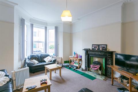 4 bedroom house to rent, Lyndhurst Avenue, Jesmond, Newcastle upon Tyne