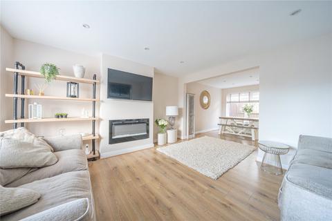 3 bedroom semi-detached house for sale, Plantation Gardens, Leeds