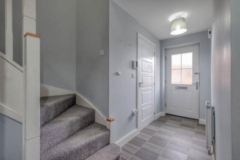 15 Swallows Close, Bromsgrove, B61 0FP