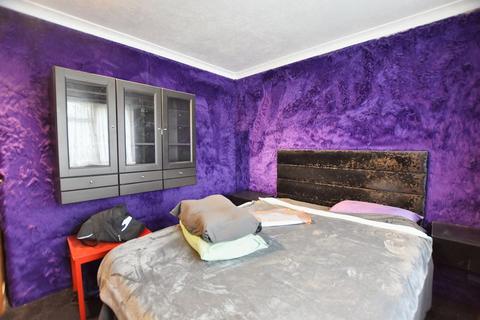 Flat 3, 86 Venner Road, London, SE26 5HP