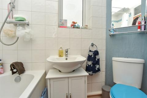 56 Heron Way, Chatham, ME5 7RL