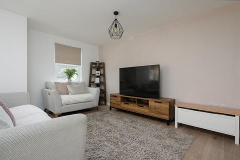 2 bedroom flat for sale, Russell Place, Bathgate