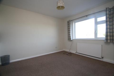 2 bedroom flat to rent, Valley Drive, Ilkley, West Yorkshire, UK, LS29