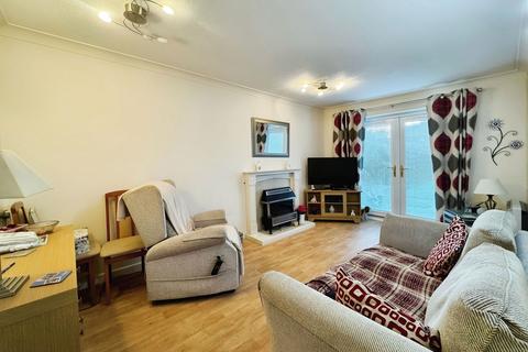 1 bedroom ground floor flat for sale, Flat 2 Ty Gwylfa, Sandy Lane, Prestatyn LL19 7SB