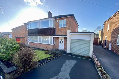 3 bedroom semi-detached house for sale, Towngate Grove, Mirfield