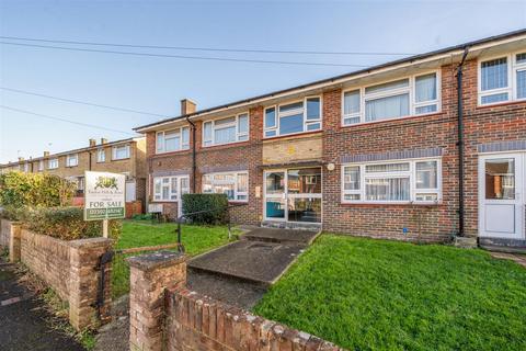 1 bedroom ground floor flat for sale, Millbrook Drive, Havant PO9