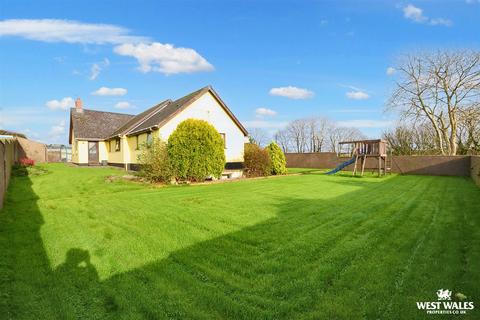 5 bedroom detached bungalow for sale, Liddeston, Milford Haven