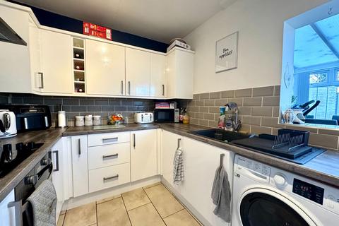 2 bedroom end of terrace house for sale, Dolphin Lane, Birmingham B27