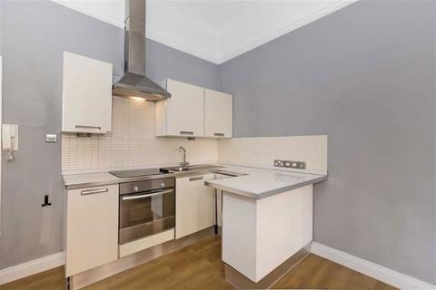 1 bedroom flat to rent, Egerton Gardens, London SW3