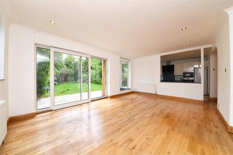 6 bedroom detached house to rent, Aylmer Road, East Finchley, N2