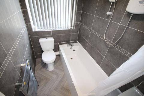 2 bedroom semi-detached house to rent, Epping Grove, Sothall, Sheffield