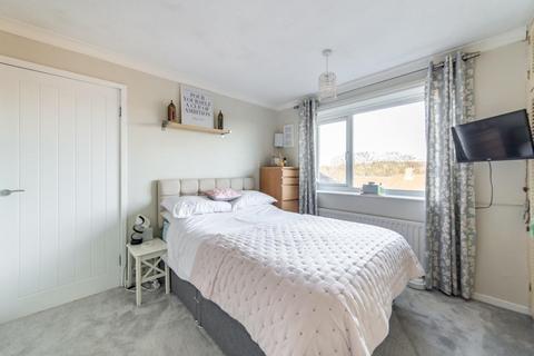 21 Dilston Avenue, Hexham, NE46 1JE
