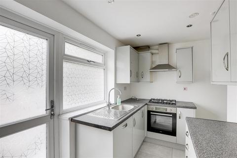 33 Mickledon Close, The Meadows, Nottingham, NG2 1LE