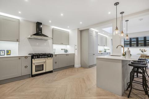 3 bedroom apartment for sale, Priory Terrace, South Hampstead, London NW6