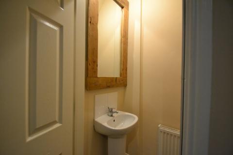 5 bedroom terraced house to rent, Brailsford Road, Manchester M14