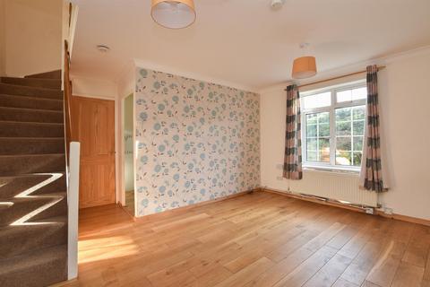 2 bedroom semi-detached house to rent, Robert Tressell Close, Hastings TN34