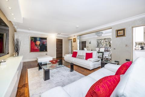 3 bedroom apartment for sale, Boydell Court, St Johns Wood Park, London, NW8