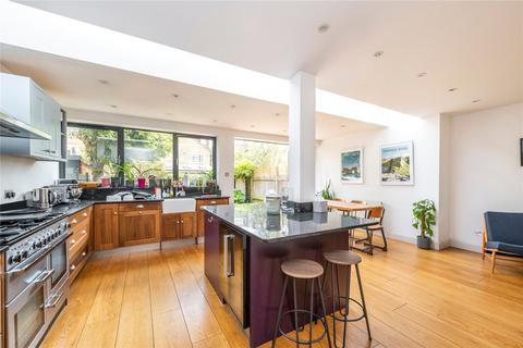 5 bedroom semi-detached house to rent, Gilpin Avenue, East Sheen