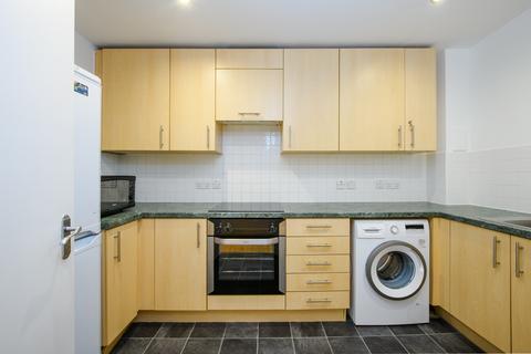 2 bedroom flat to rent, Cedar House, 35 Melliss Avenue, Richmond, Surrey