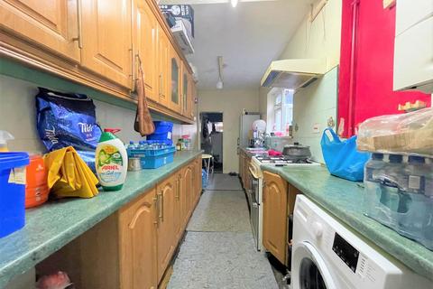 3 bedroom terraced house for sale, Egginton Street, Leicester LE5