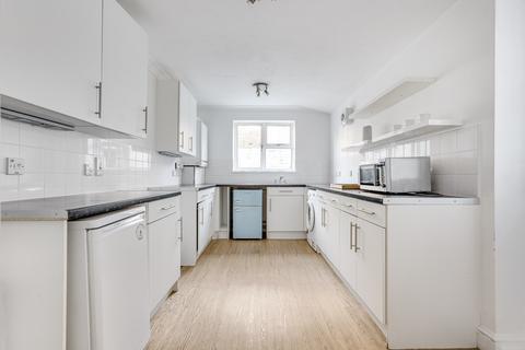 3 bedroom terraced house to rent, St. Philip Street, London