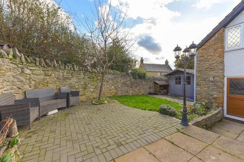 4 bedroom cottage for sale, Cattle Hill, Northampton