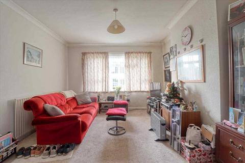 2 bedroom apartment for sale, Clacton on Sea CO15