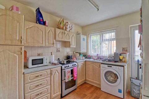 2 bedroom apartment for sale, Clacton on Sea CO15