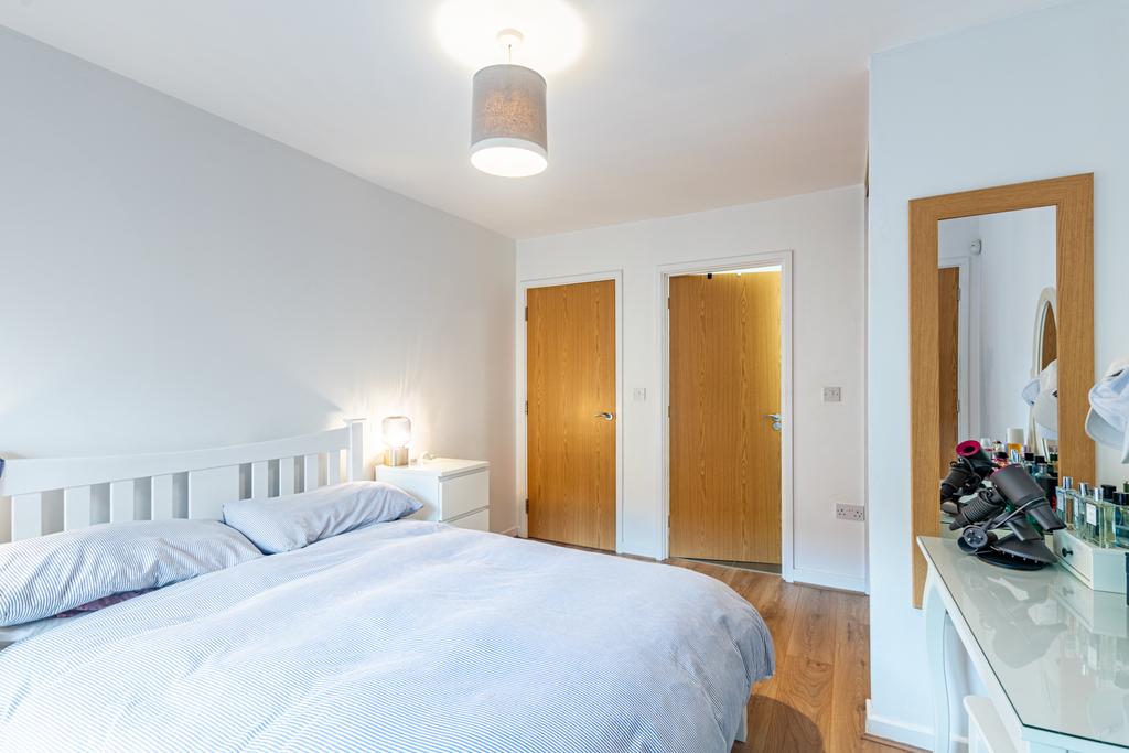 Bedroom1b