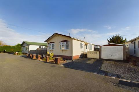 2 bedroom park home for sale, Estuary Park, Llangennech, Llanelli