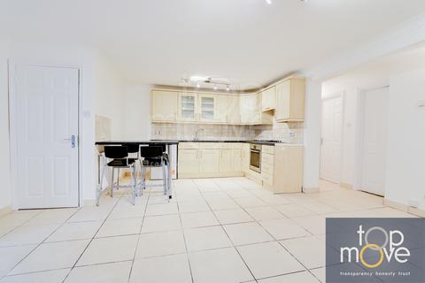 2 bedroom flat to rent, Fox Hill, London, SE19