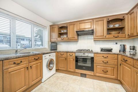 3 bedroom terraced house for sale, Sheepcote Close, Hounslow TW5