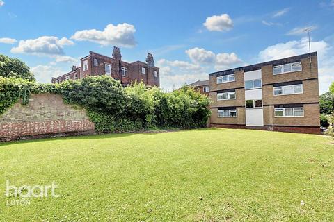 1 bedroom apartment for sale, Gregories Close, Luton