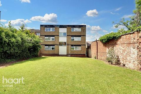 1 bedroom apartment for sale, Gregories Close, Luton