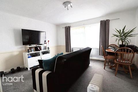 1 bedroom apartment for sale, Gregories Close, Luton