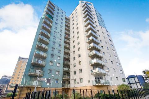 2 bedroom flat for sale, Flat 98 City View, Axon Place, Ilford, Essex, IG1 1NH