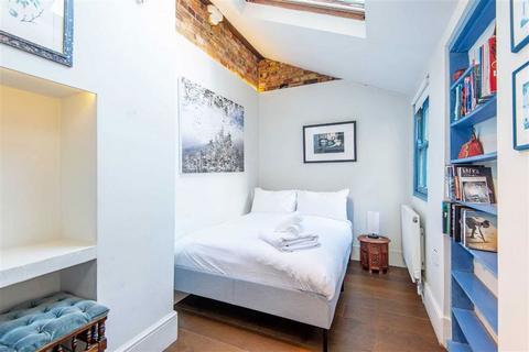 2 bedroom flat for sale, Teesdale Street, London E2