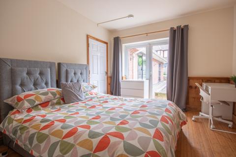 1 bedroom in a house share to rent, Room 1 180a Derby Road, Beeston, Nottingham