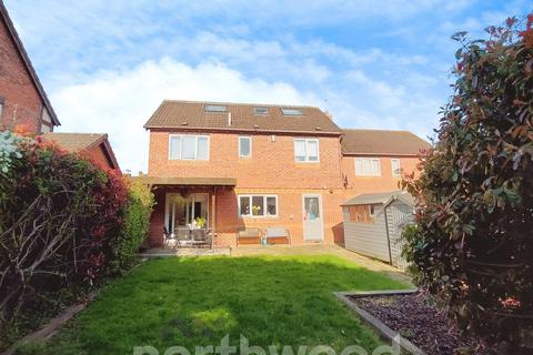 23 Agatha Gardens, Fernhill Heath, Worcester, WR3 8PB
