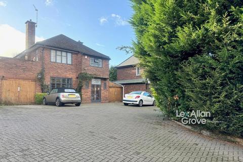 4 bedroom link detached house for sale, Stourbridge Road, Halesowen