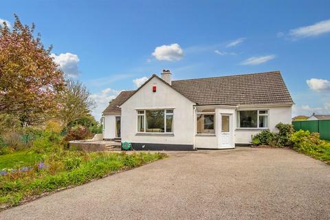 3 bedroom detached bungalow for sale, Mawnan Smith