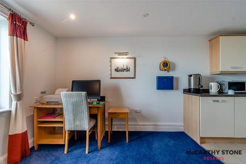 1 bedroom apartment for sale, 119 North Marine Road, Scarborough