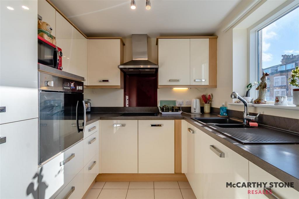 8626184-interior05.jpg