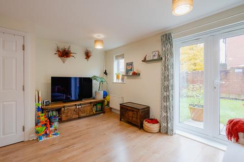 2 Shambles Drive, Copplestone, Crediton, EX17 5HP