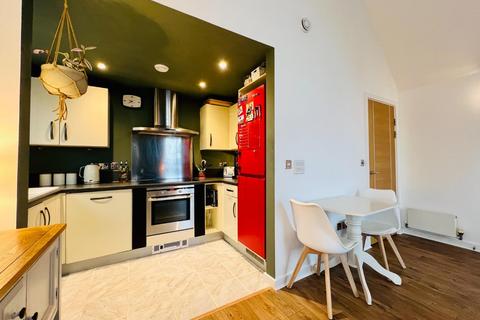 17 Edgar Close, Kings Hill, West Malling, ME19 4JE