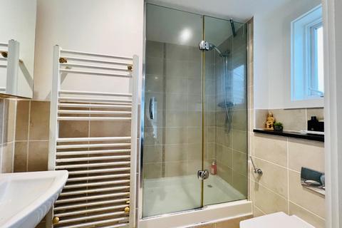 17 Edgar Close, Kings Hill, West Malling, ME19 4JE