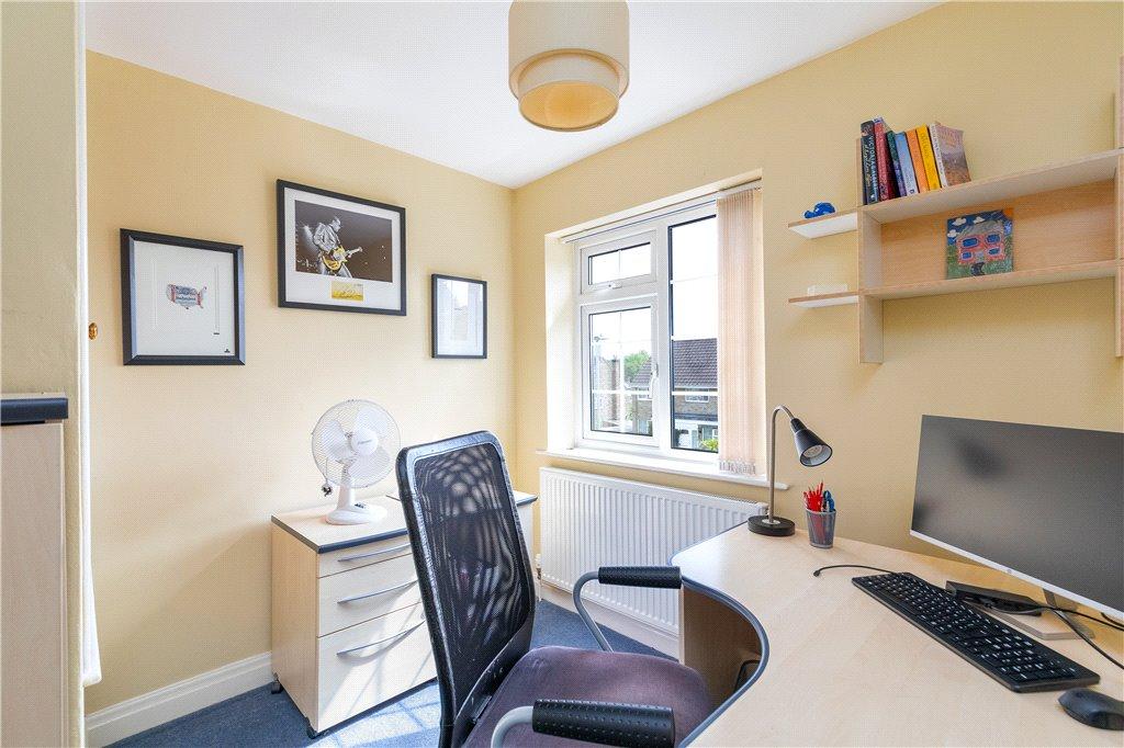 Bedroom/Study