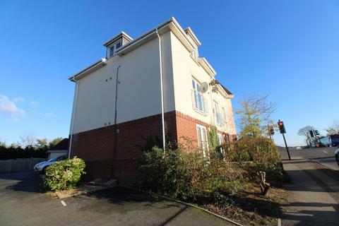 1 bedroom flat to rent, Ringwood Road, Poole BH14