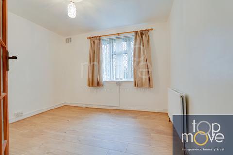 2 bedroom flat to rent, Melrose Tudor, Wallington, SM6